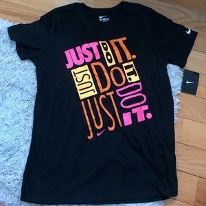 Women’s Nike T-Shirt